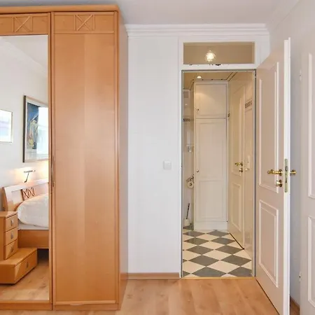 Metropol, Whg 203, Landseite Apartment *